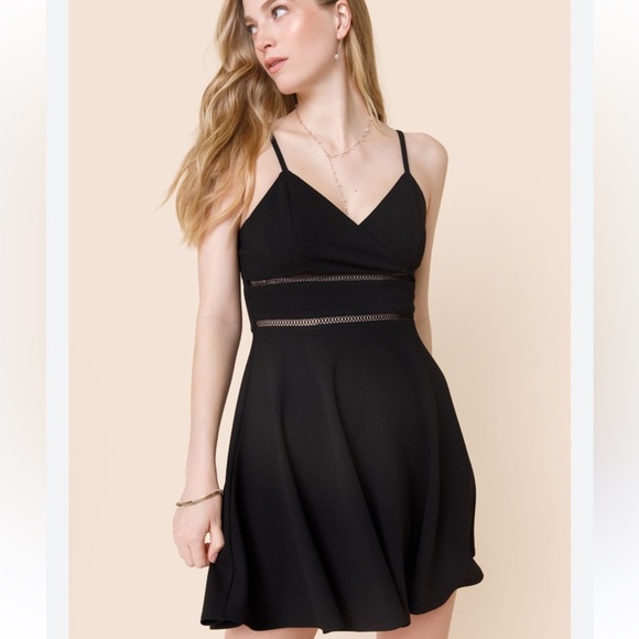 FRANCESCA’S Jacklyn Ladder Trim Mini Dress NWT - Picture 1 of 7